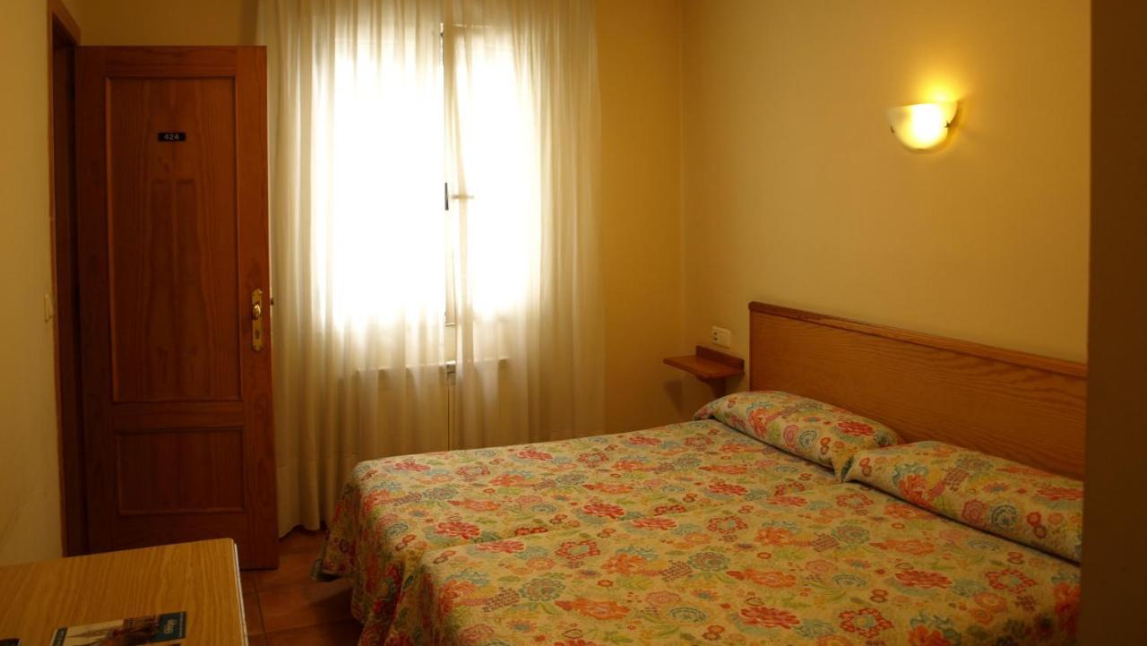 Hostal Orejas León Exteriör bild