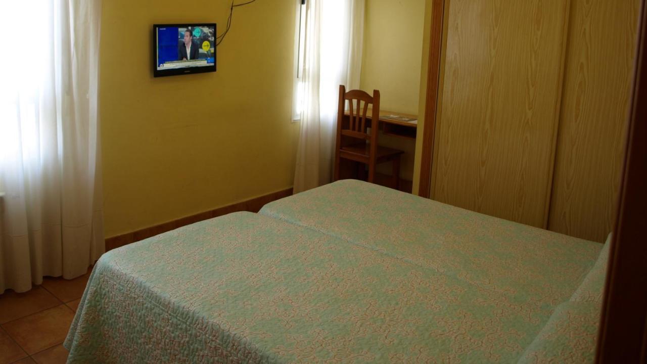 Hostal Orejas León Exteriör bild