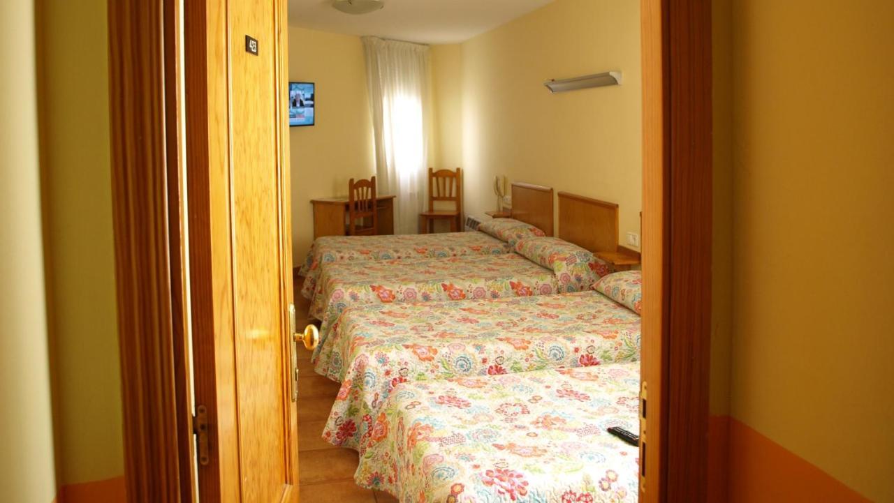 Hostal Orejas León Exteriör bild