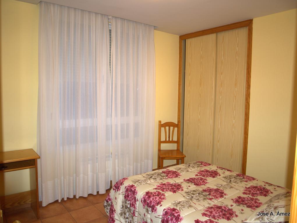 Hostal Orejas León Exteriör bild